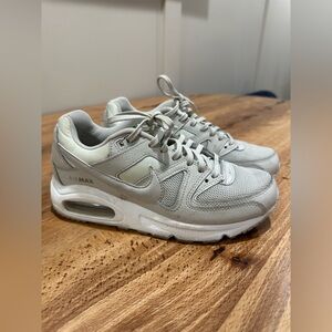 Women’s Nike Air Max Command Light Bone